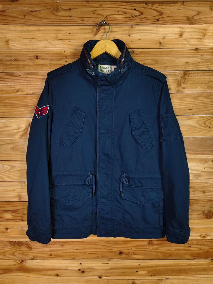 DESIGN UNITED MILITARY FIELD JACKET SIZE M, LD 104