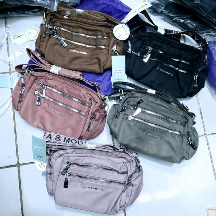 Tas Junfa Import Sling Bag Wanita Junfa Original A9917-362 Nilon Polos