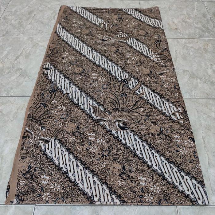 Kain Batik/Jarik gaya Surakarta Motif 'Parang Cendrawasih Lawasan' Aksesoris Baju Hiasan Bunga Kebay