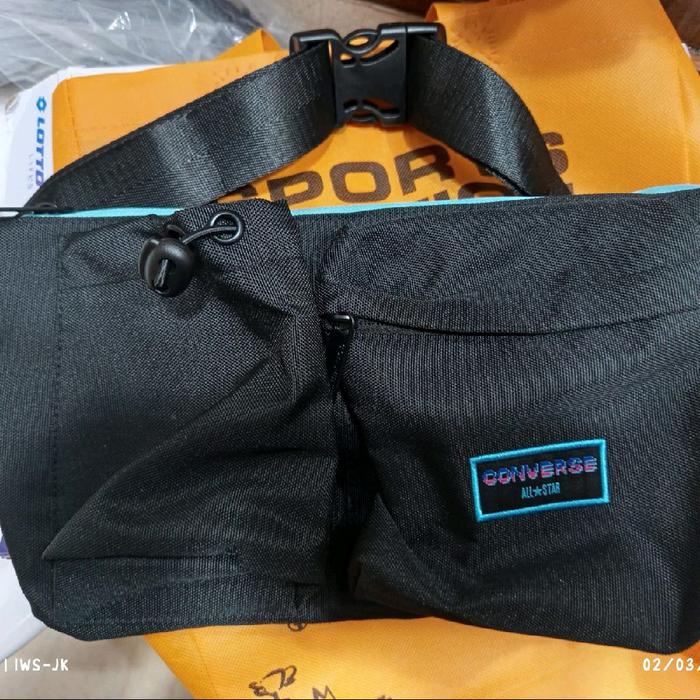 original asli new baru tas Converse TB2427-600KOSA waist bag black hitam tag resmi