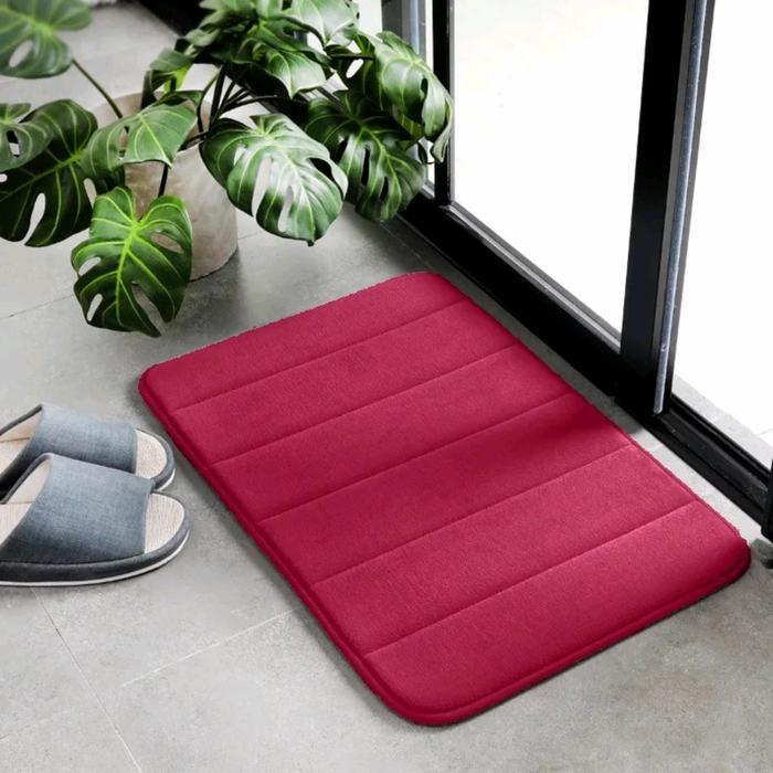 Rumah Keset Kaki Memory Foam Busa Polos Anti Slip - Maroon