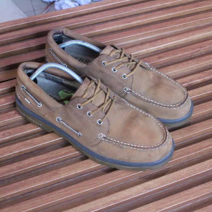 Sepatu loafer keren nubuck " Sperry top sider " upper kulit asli nubuck, outsole kokoh. size 46 inso