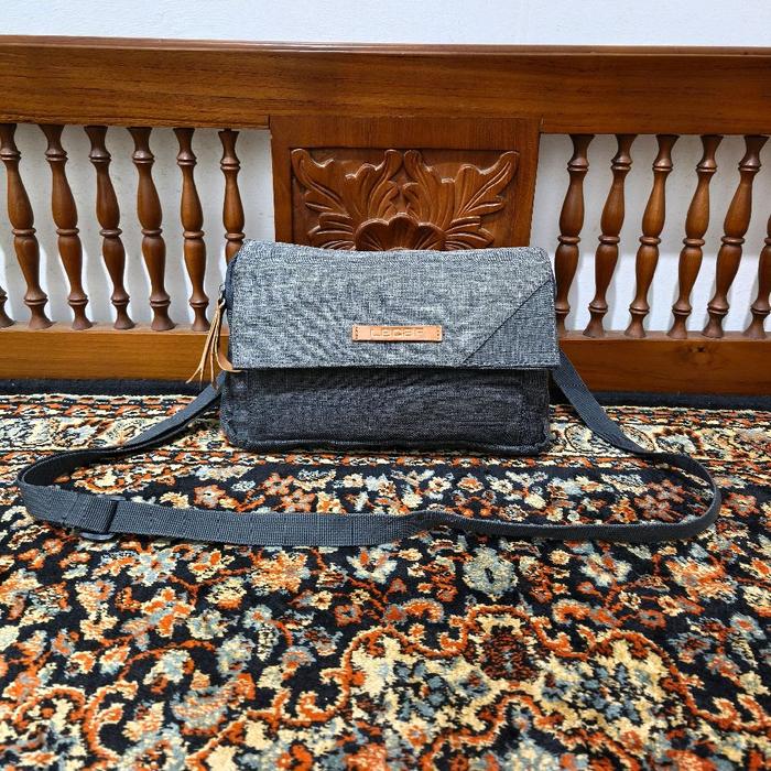 tss sling bag lecaf warna abu