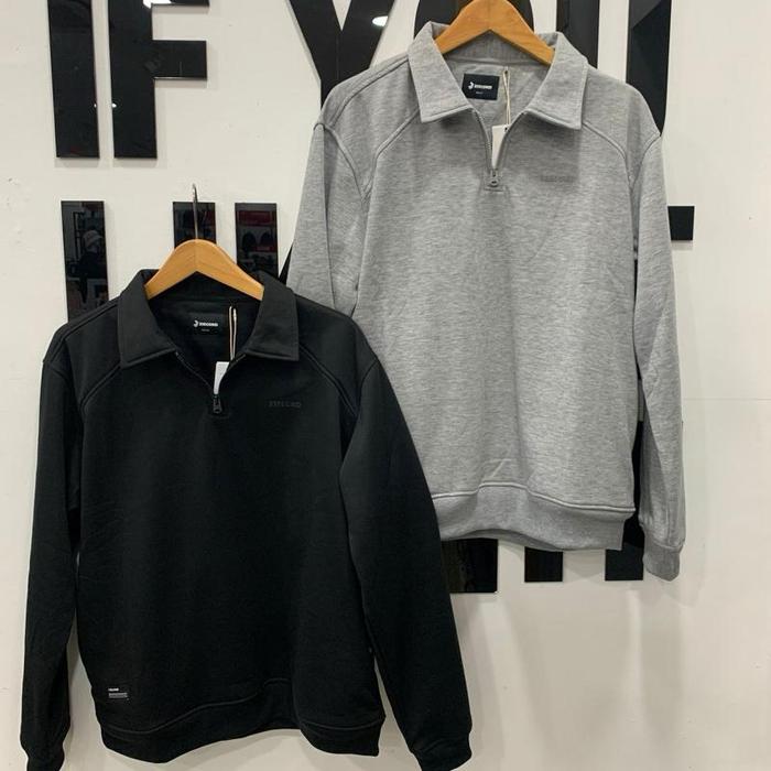 3Second Jacket Half Zipper Fleece Regular Fit Hitam S06092615