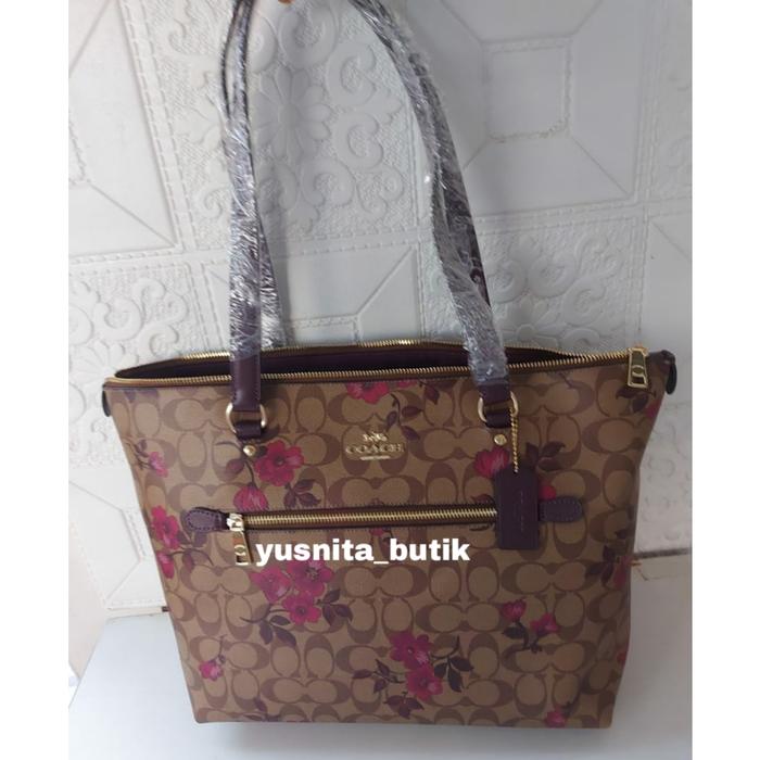 TAS COACH ORIGINAL - COACH VICTORIAN GALLERY TOTE F88876 WITH DEFECT