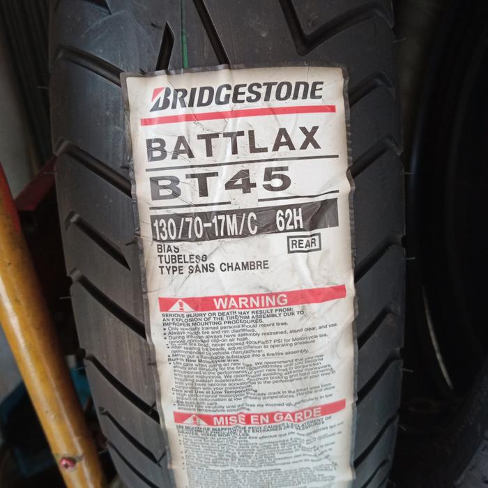 BAN LUAR BRIDGESTONE BATTLAX BT45 UKURAN 130/70-17 BATTLAX