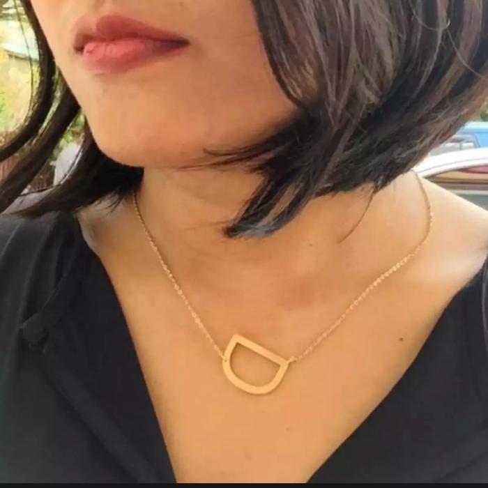 kalung titanium huruf D emas xuping kekinian
