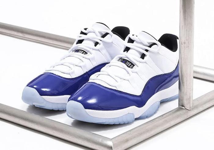 Air Women Jordan 11 Retro Low “White/Blue”