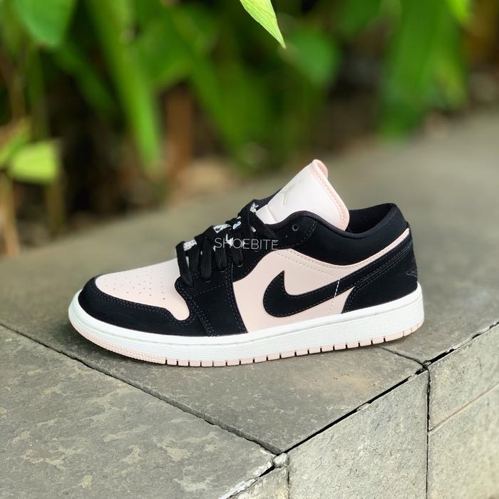 NIKE AIR JORDAN 1 LOW WMNS GUAVA ICE