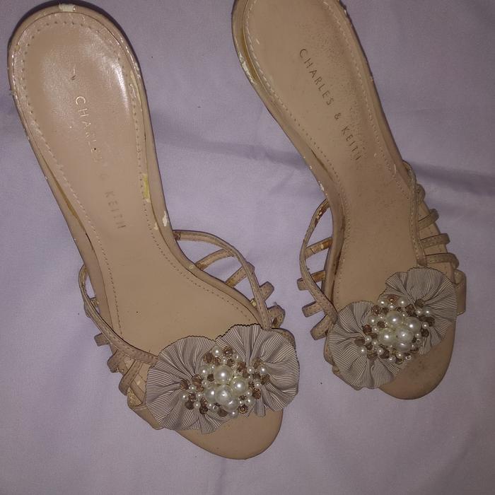 Sandal heels Charles and Keith Original (preloved)