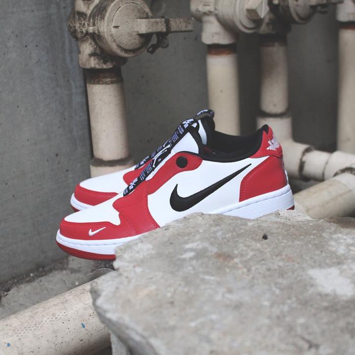 Air Wmns Jordan Slip On “Chicago”