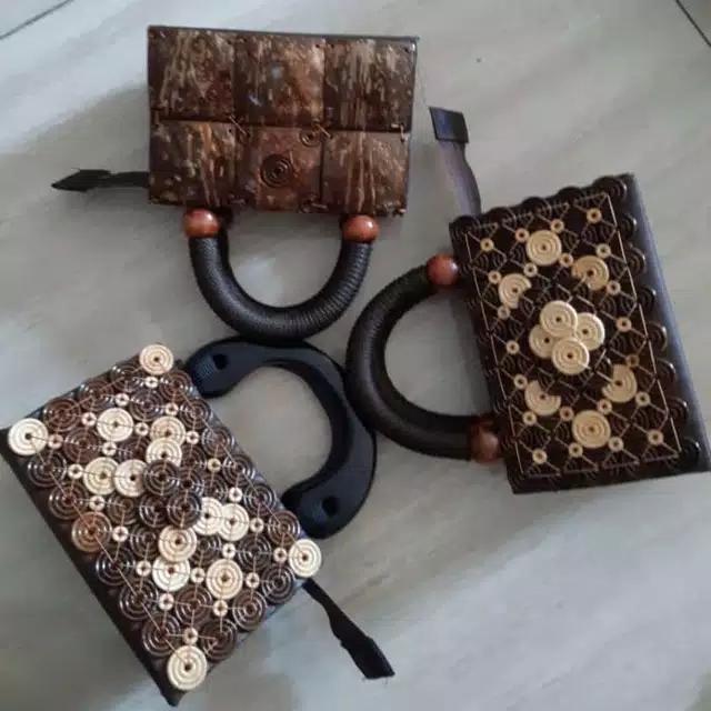 Tas etnik Kerajinan Tangan Batok Kelapa Unik Tas mini kerajinan jogja5