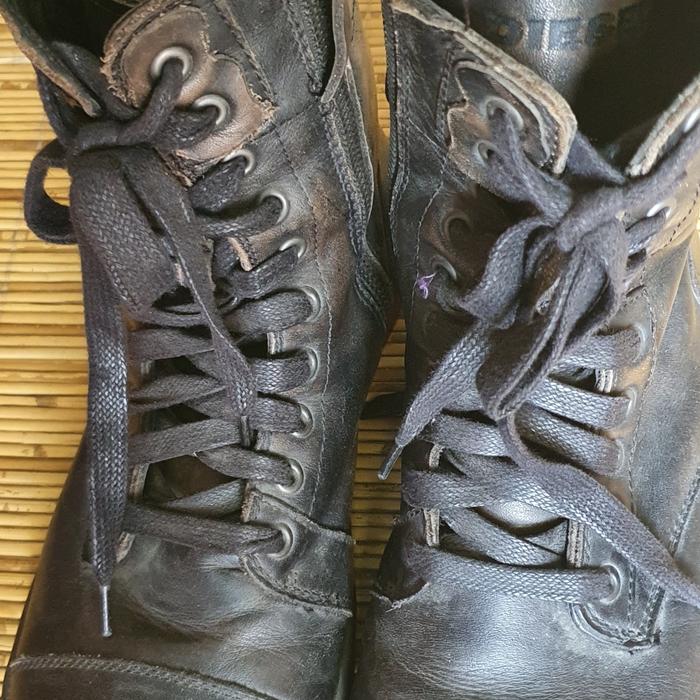 sepatu boots diesel