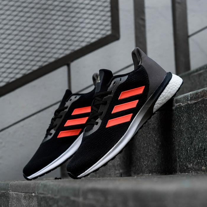 sneakers pria Adidas AstraRun Boost "black/orange" original Indonesia