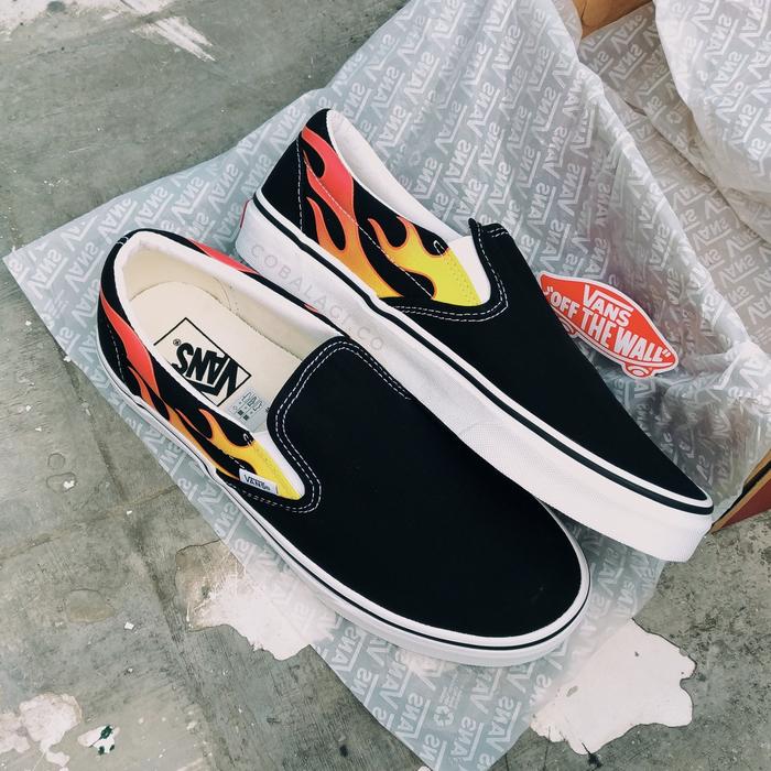 Vans Classic Slip On Flame Black White BNIB ORIGINAL RESMI