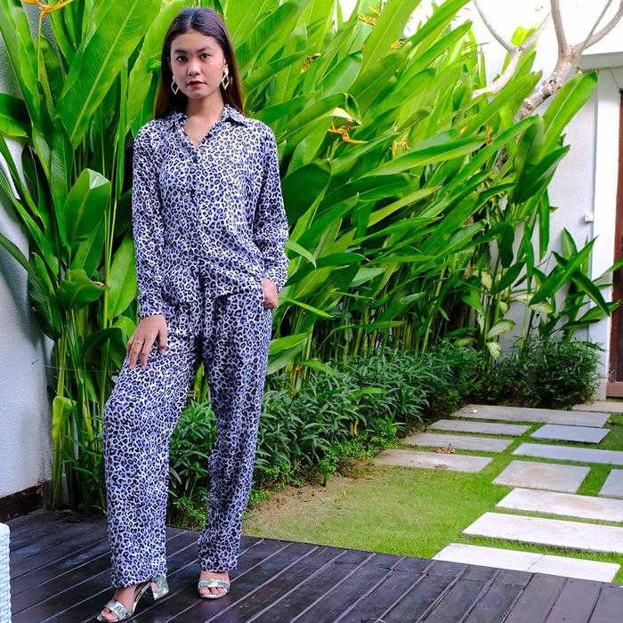 Baju Setelan Wanita Rayon Motif Macan Leopard