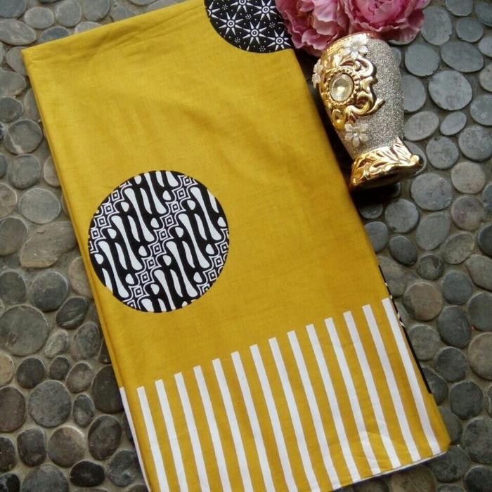 Kain Batik Lurik Bola Serian