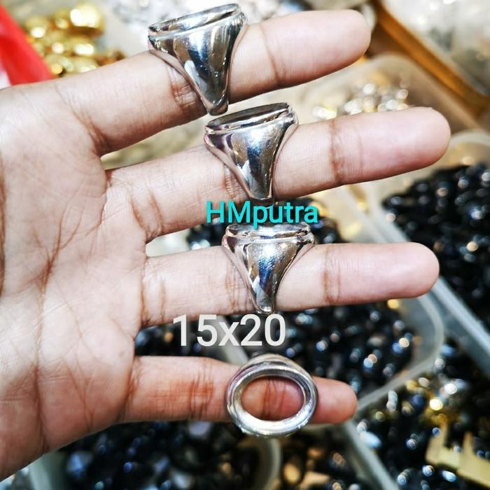 ring emban titanium super kualitas warna silver polos