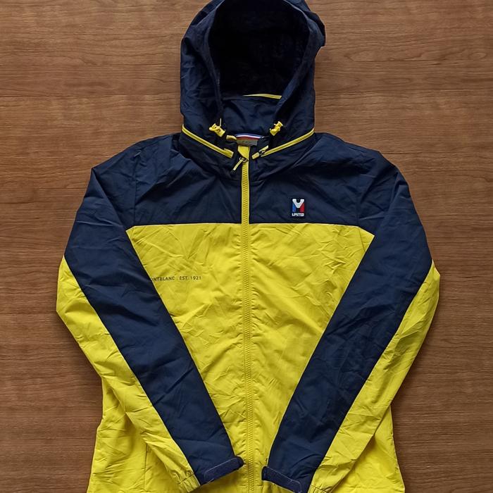 Jaket M limited