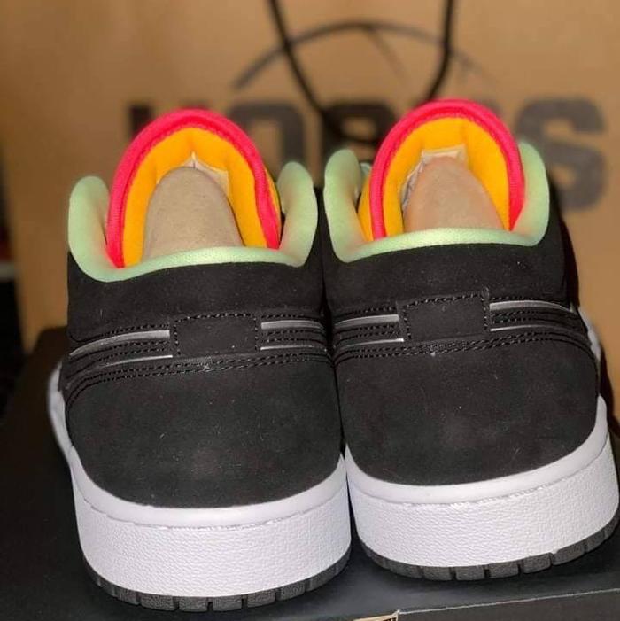 Air Jordan 1 Low SE Aurora Green - 42