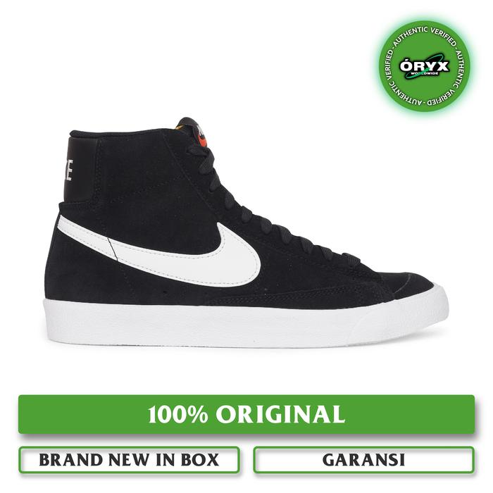 Nike Blazer Mid '77 Suede Black / White