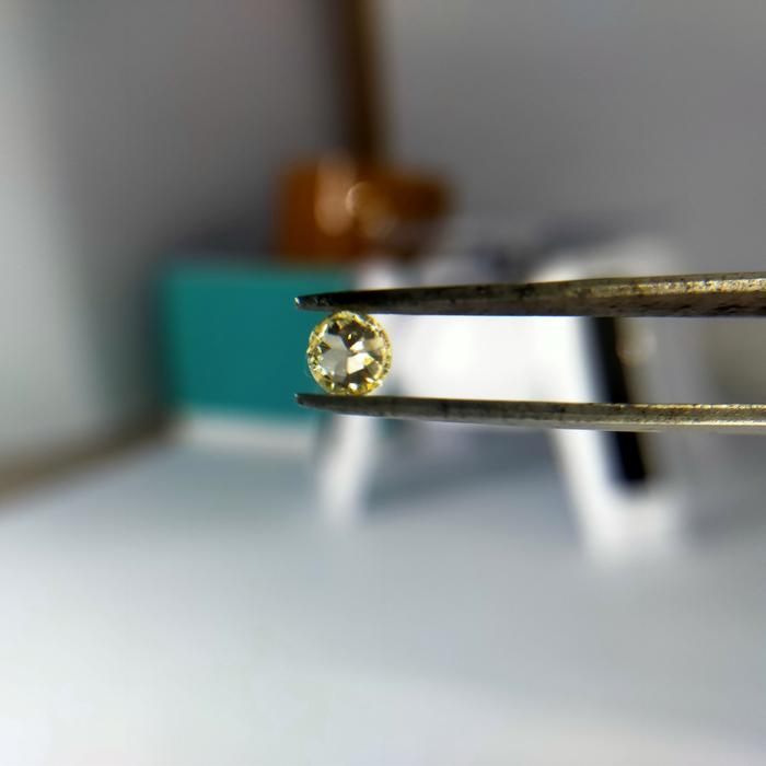 Natural yellow diamond - berlian asli banjar - intan banjar 0,30 ct