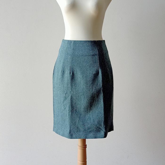 original Stamp olive green mini skirt / preloved rok hijau