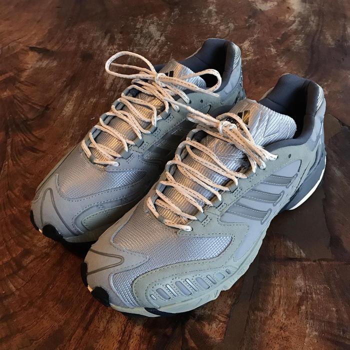— • Adidas Consortium Torsion TRDC Norse Project, Size: 8,5/ 42