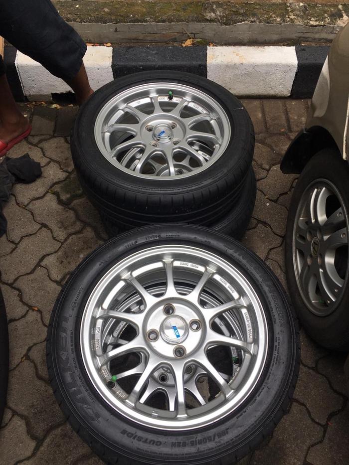 SSR type F 15x6.5 et 42 original made in japan velg