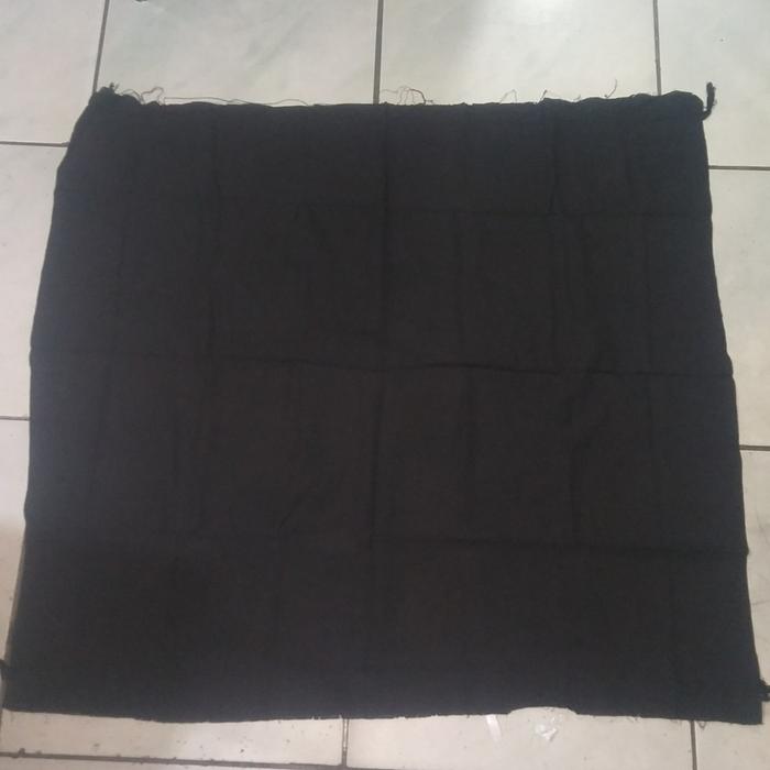 iket sunda segi empat