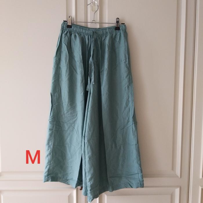 celana Uniqlo Relaco