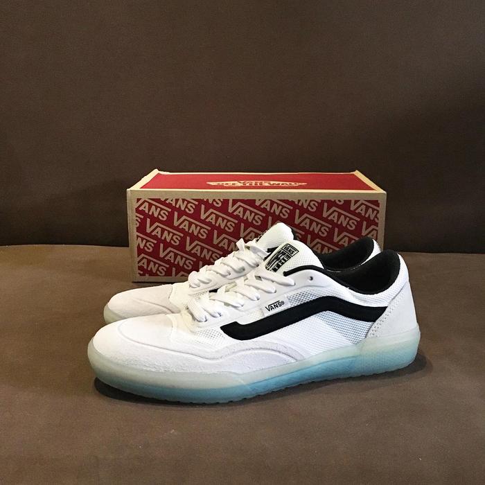 Vans AVE Pro De Blanc
