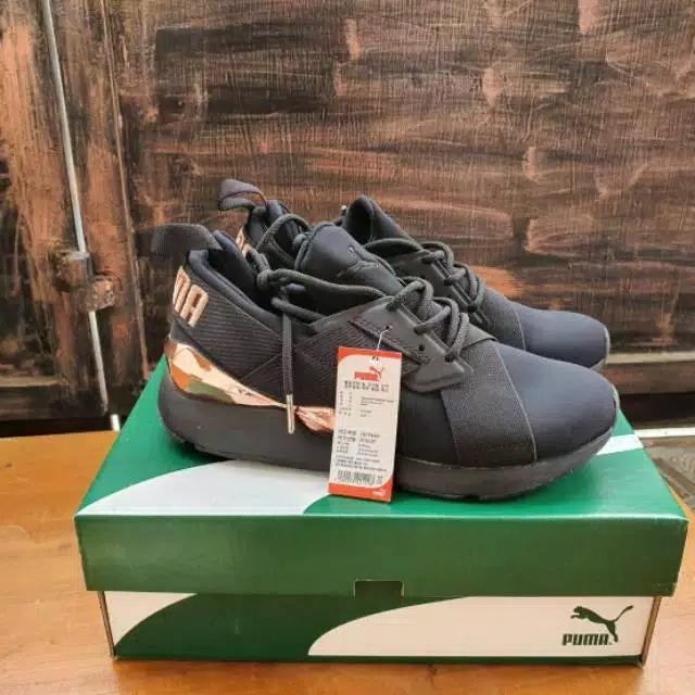 Sepatu Puma Muse Satin Black Gold