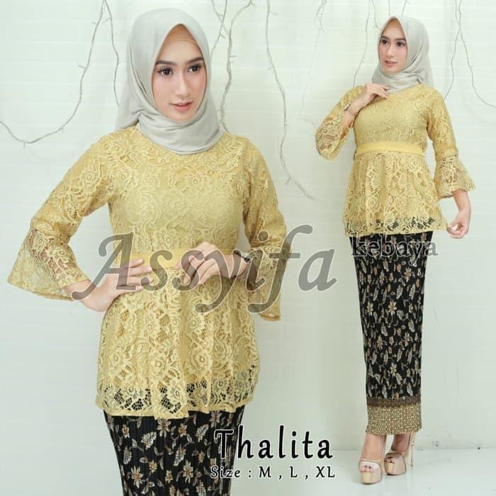 Setelan Kebaya Bahan Brukat Full Puring Warna Kuning dan Rok Bahan Semi Sutra