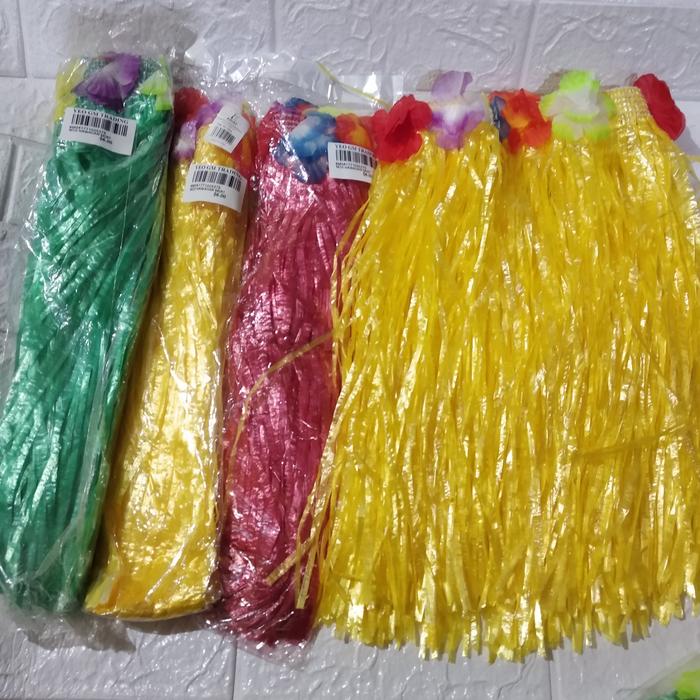 Rok Hawaiian dari tali rafia(merah kuning hijau) rok parade anak. panjang 40cm, stok tinggal warna m