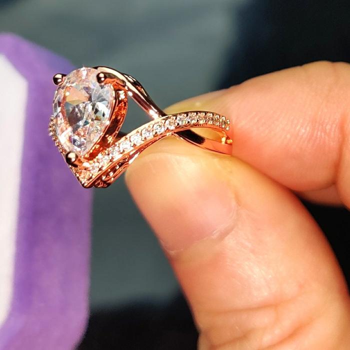 3CT Pear Shape Lab Grown Diamond Switching Ring