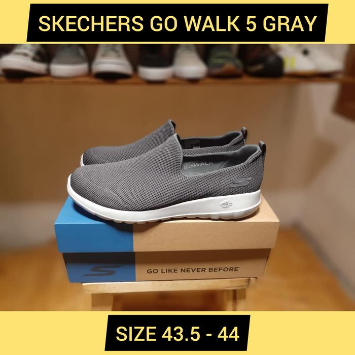 SKECHERS GO WALK 5 SLIP ON ORIGINAL BNIB