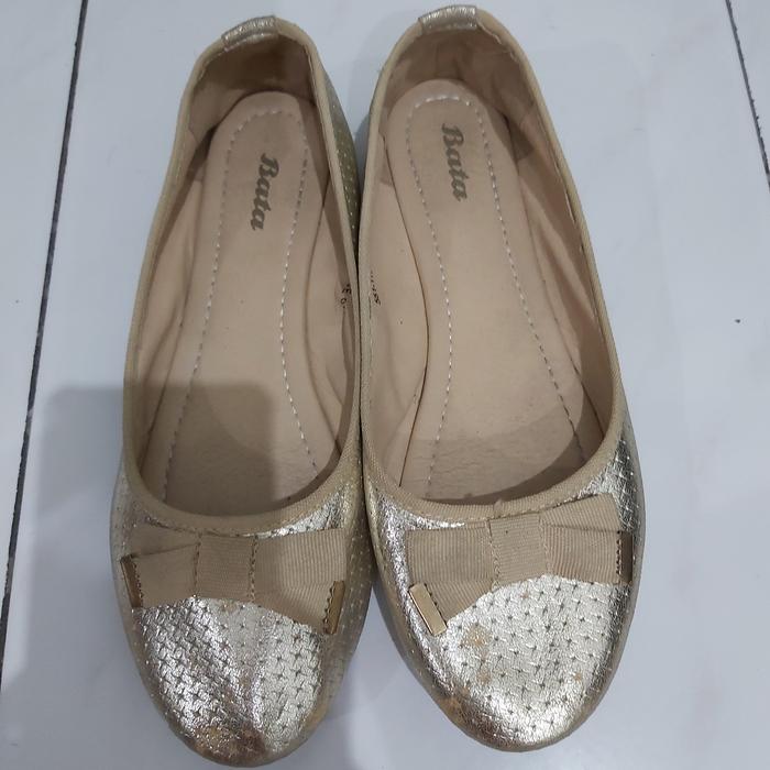 sepatu bata preloved