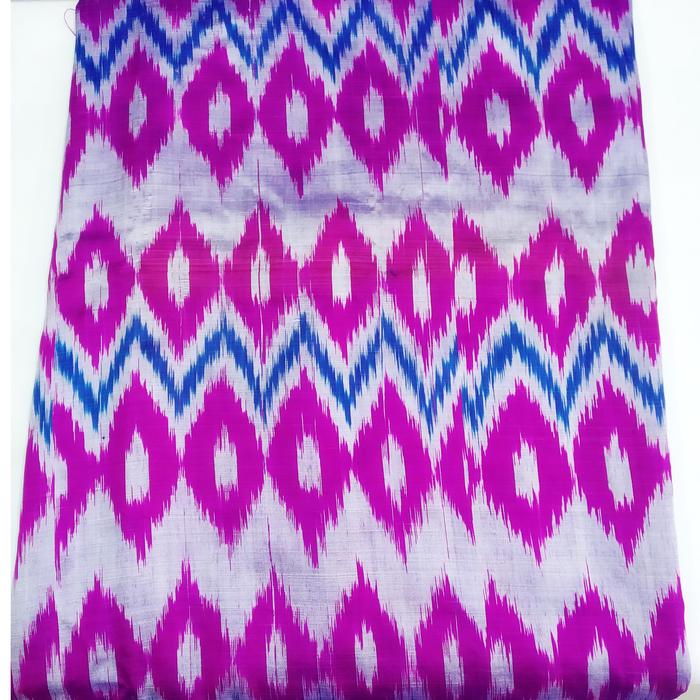 Kain Meteran Sutra Asli 100% Tenun Ikat Motif Co' Bo' Bugis Pink