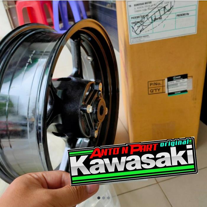 velg belakang Z800 z 800 Original kawasaki