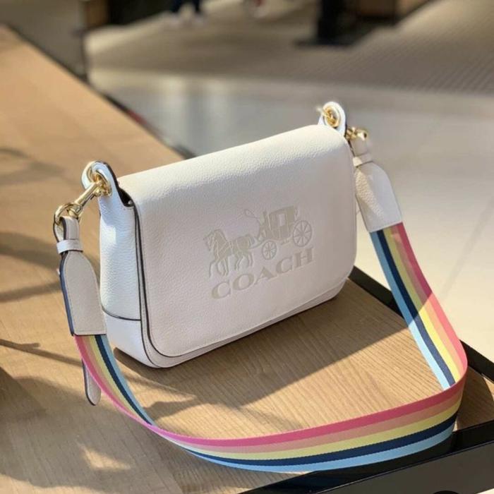 Coach jes messenger warna chalk