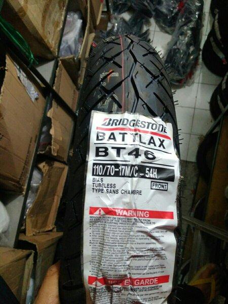 Ban Battlax BT46 110-70 Ring 17