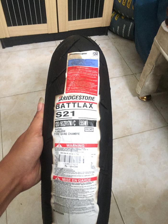 Ban Battlax s21 120-60 Ring 17