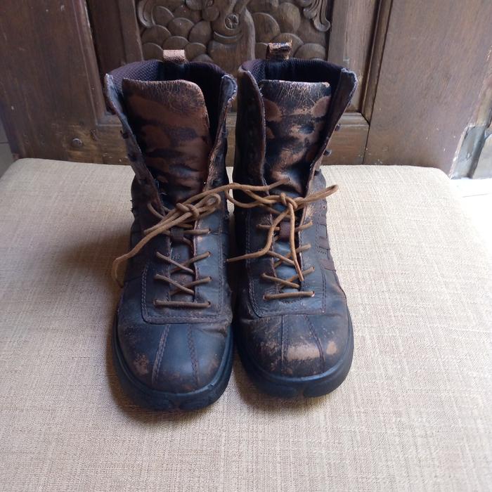 Preloved Sepatu Boots Pria Wanita Ecco Istimewa
