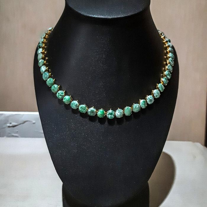 1901 Jewelry Kalung Giok Lapis Emas