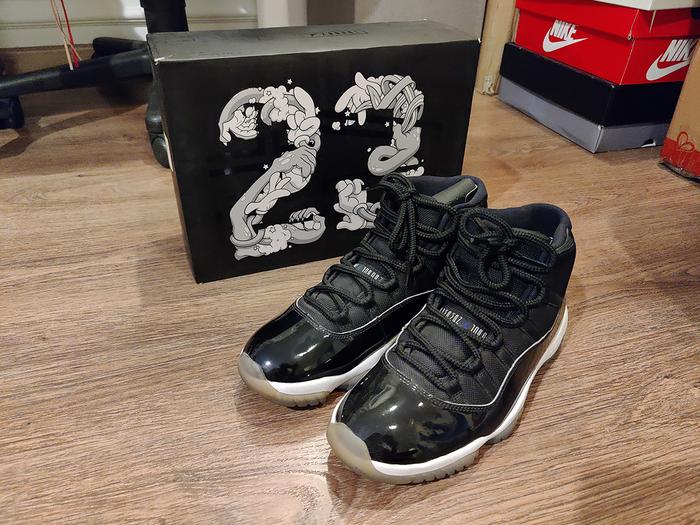 Air Jordan 11 Retro Space Jam 2016 AUTHENTIC sz US 9 EU 42.5 VNDS