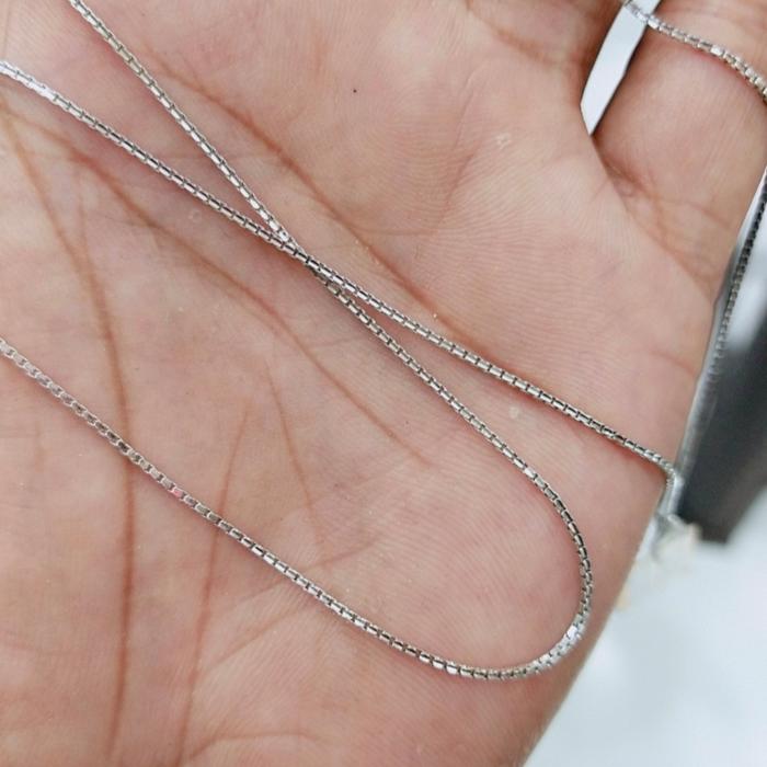 kalung emas putih perhiasan emas asli wanita HWT 17K 750