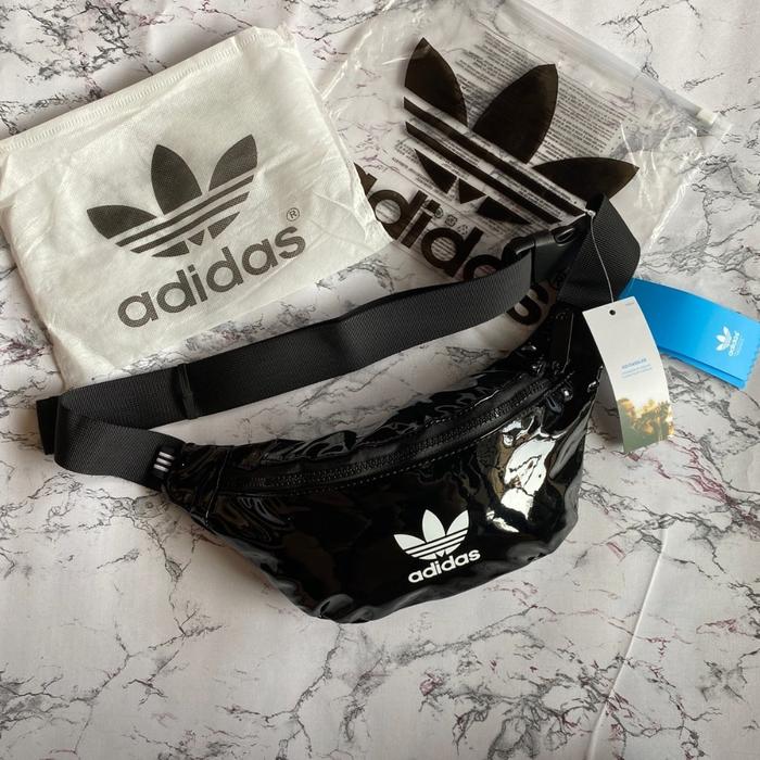 Adidas waistbag metalic black (tas selempang pria, tas cewek)