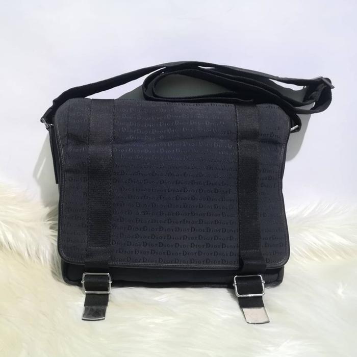 (SOLD) Dior Messenger no fendi lv gucci prada louis vuitton bottega