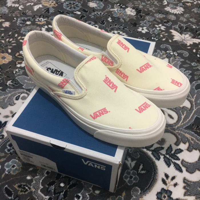 Vans vault logo print